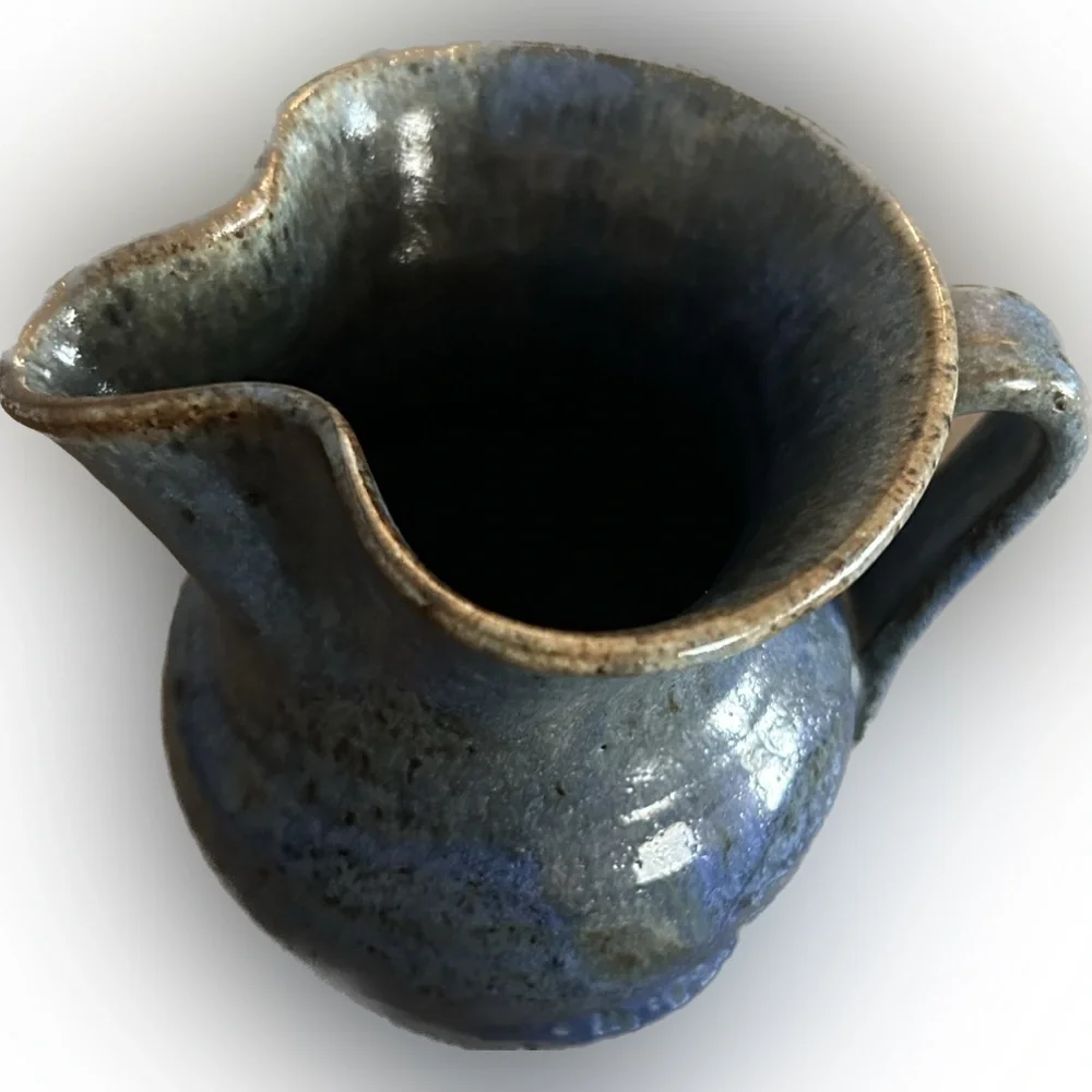 50%offw❤️ Vintage Monticello Studio Art Pottery Pitcher Signed 4.5 x 5”DR04